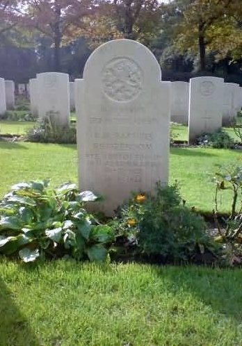 Grave of Private Roozeboom